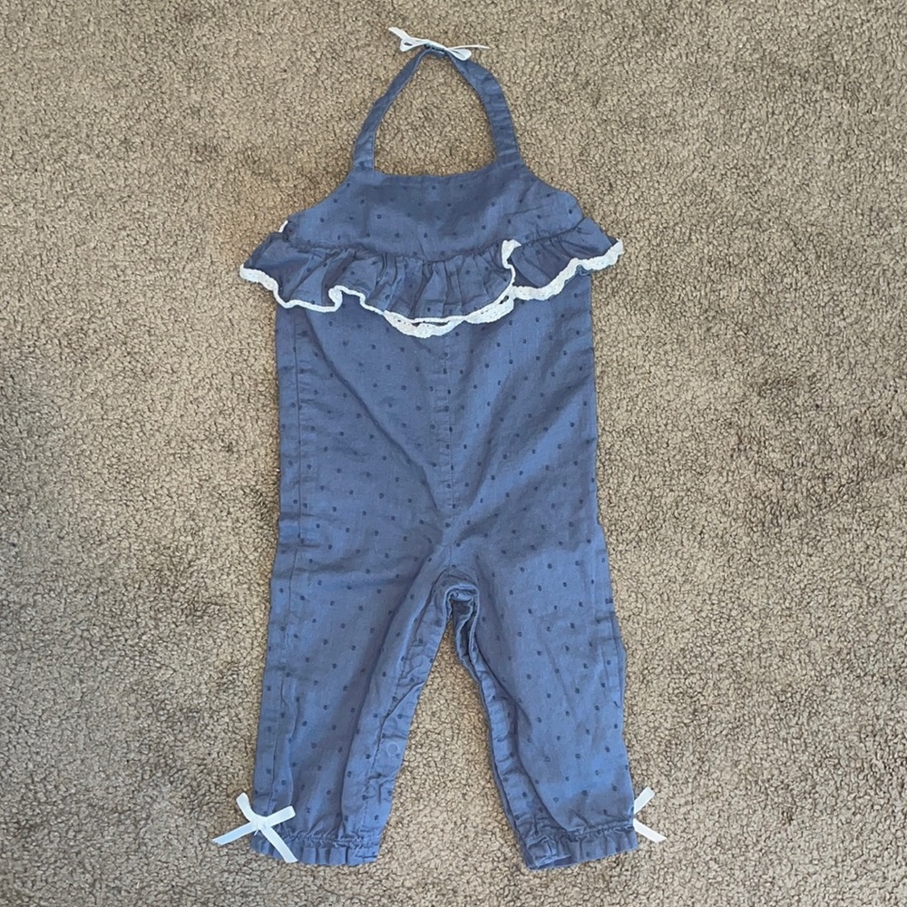 Jumpsuit size 6-9 months